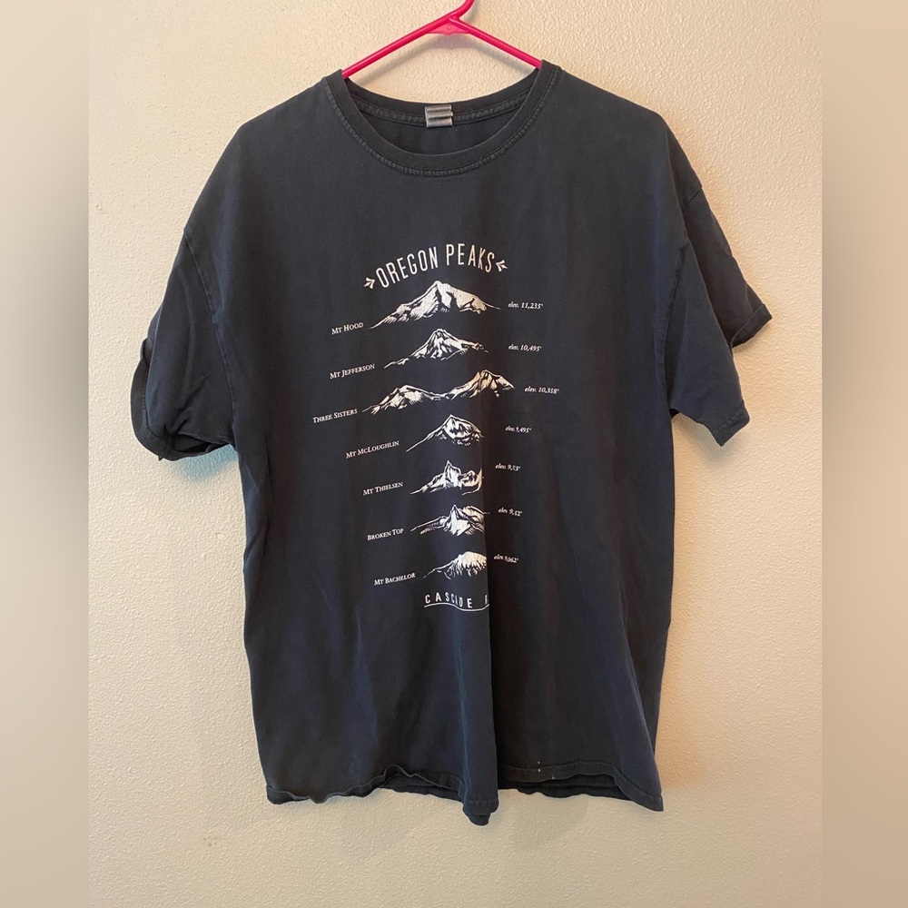 Vintage Oregon Peaks Graphic Tee - Washed black with White Print